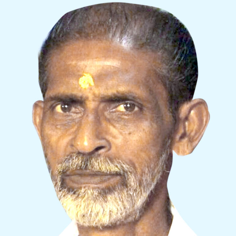 ച​ന്ദ്ര​ൻ