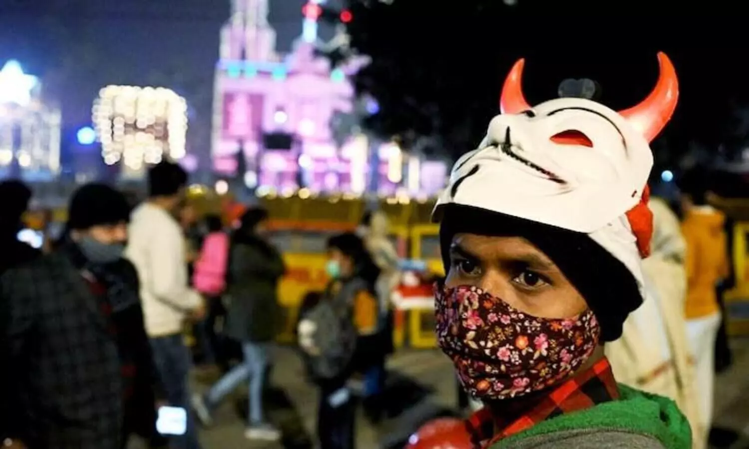 തുണി മാസ്കുകൾ ഒമിക്രോണിനെ തടയുമോ? വിദഗ്​ധർ പറയുന്നത്​ ഇങ്ങിനെയാണ്​