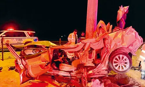 വാ​ഹ​നാ​പ​ക​ട​ത്തി​ൽ സ്വ​ദേ​ശി വ​നി​ത മ​രി​ച്ചു