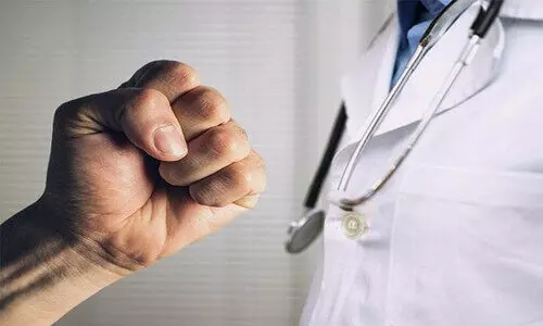 ഡോക്​ടർമാർക്കെതിരായ അതിക്രമത്തെ അപലപിച്ച്​ സംഘടന