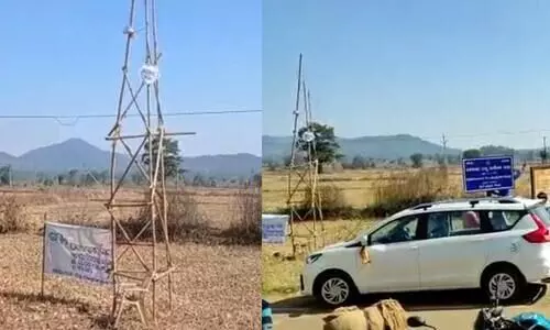 മൊബൈൽ ടവർ നൽകാത്തതിന്​ പ്രതികാരം; എം.എൽ.എയെ ക്ഷണിച്ചുവരുത്തി പണികൊടുത്ത്​ ഗ്രാമവാസികൾ