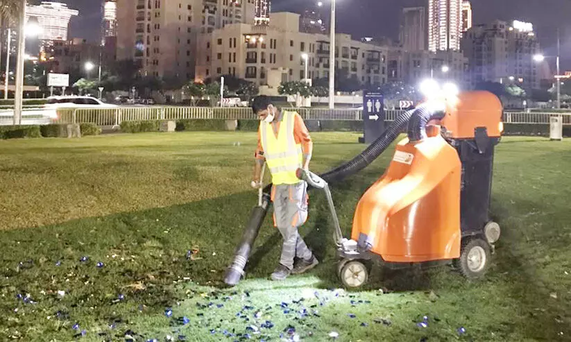 പു​തു​വ​ത്സ​രാ​ഘോ​ഷം: ദു​ബൈ മു​നി​സി​പ്പാ​ലി​റ്റി നീ​ക്കി​യ​ത്​ 15 ട​ൺ മാ​ലി​ന്യം