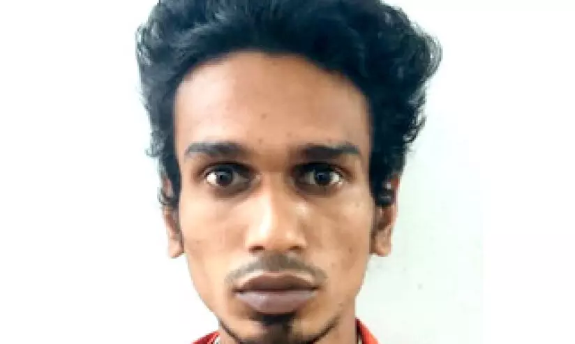 ആദിവാസി പെൺകുട്ടിയുടെ മരണം: യുവാവ് അറസ്റ്റിൽ ആദിവാസി പെൺകുട്ടിയുടെ മരണം: യുവാവ് അറസ്റ്റിൽ