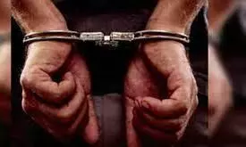 പു​തു​വ​ർ​ഷ​രാ​വി​ൽ പൊ​ലീ​സി​നെ ആ​ക്ര​മി​ച്ച സം​ഘ​ത്തി​ലെ ഒ​രാ​ൾ​കൂ​ടി പി​ടി​യി​ൽ