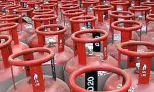 പാചകവാതക വിതരണ ഏജൻസികൾക്കെതിരെ വ്യാപക പരാതി