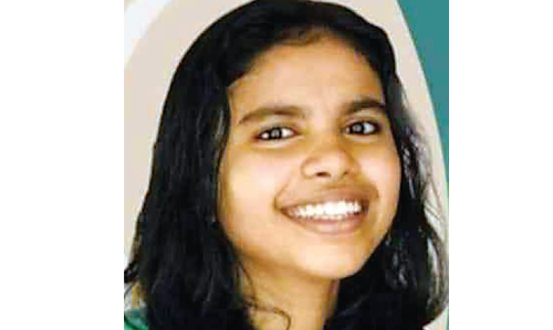 അർബുദത്തോട് പൊരുതി നീറ്റിൽ മികച്ച നേട്ടം; നരിക്കുനിക്ക് അഭിമാനമായി അനുശ്രീ