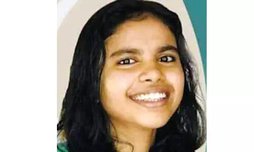 അർബുദത്തോട് പൊരുതി നീറ്റിൽ മികച്ച നേട്ടം; നരിക്കുനിക്ക് അഭിമാനമായി അനുശ്രീ