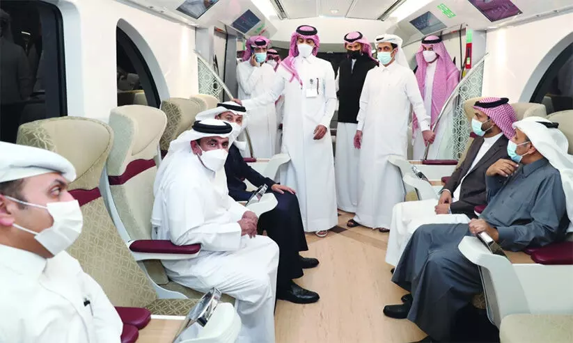 ഖത്തർ - സൗദി റെയിൽ ഗതാഗതം: ചർച്ചക്ക്​ തുടക്കമിട്ട്​ മന്ത്രിതല സന്ദർശനം