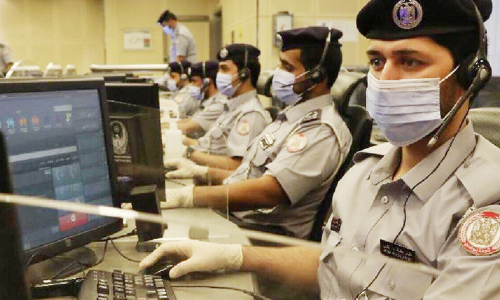 സാമൂഹിക വിഷയങ്ങളുമായി അബൂദബി പൊലീസിന്റെ റേഡിയോ പരിപാടി സാമൂഹിക വിഷയങ്ങളുമായി അബൂദബി പൊലീസിന്റെ റേഡിയോ പരിപാടി