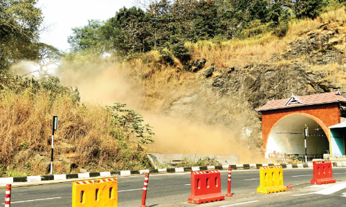 kuthiran experimental blast