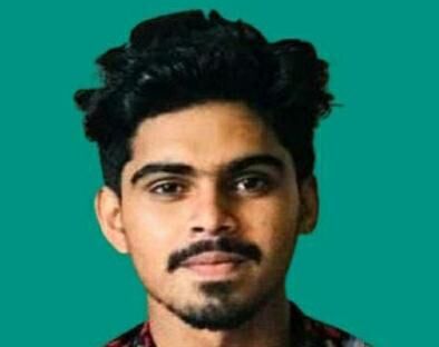 പരിയാരത്ത് കാർ ലോറിയിലിടിച്ച് വിദ്യാർഥി മരിച്ചു; ആറു പേർക്ക് പരിക്ക്