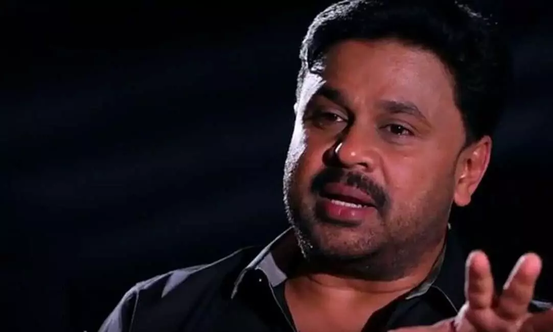 ദേഹത്ത് കൈവെച്ച പൊലീസുകാര​ന്‍റെ കൈ വെട്ടണമെന്ന്; നടൻ ദിലീപിനെതിരായ എഫ്.ഐ.ആർ പുറത്ത്
