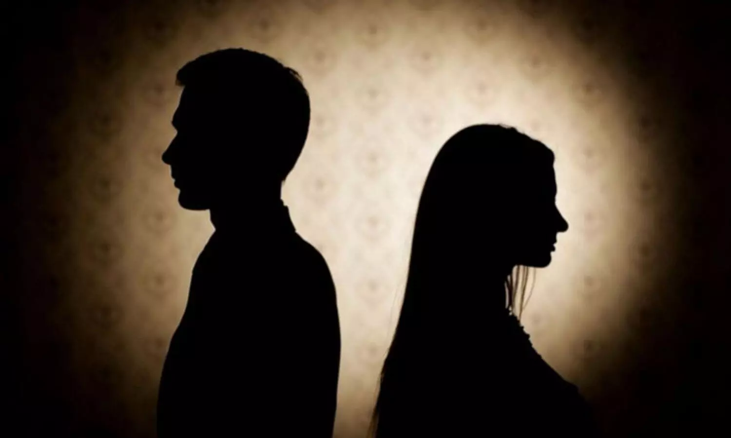 ഒരുമിക്കാൻ കഴിയാത്ത ദമ്പതികൾക്ക് വിവാഹമോചനം അനുവദിക്കാത്തത്​ ദുരന്തം- കോടതി