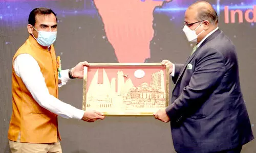 ബ​ഹ്‌​റൈ​ൻ-​ഇ​ന്ത്യ ന​യ​ത​ന്ത്ര​ബ​ന്ധം; ദി ​ഗോ​ൾ​ഡ​ൻ ഗ്ലിം​പ്‌​സ് പ്ര​ദ​ർ​ശി​പ്പി​ച്ചു