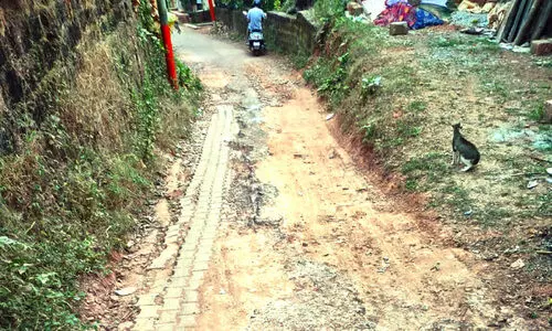 മാഹിയിൽ റോഡുകൾ നരക പാതകൾ