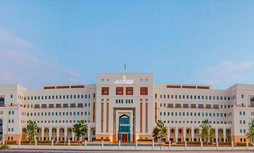 സ്വദേശികൾക്ക് 32,000 തൊഴിലുകൾ നൽകാൻ മന്ത്രാലയം സ്വദേശികൾക്ക് 32,000 തൊഴിലുകൾ നൽകാൻ മന്ത്രാലയം