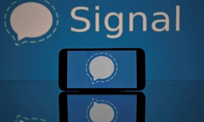 സിഗ്നൽ ആപ്പിന്റെ സ്ഥാപകൻ മോക്സി മര്ലിന് സ്പൈക്ക് സി.ഇ.ഒ സ്ഥാനമൊഴിഞ്ഞു സിഗ്നൽ ആപ്പിന്റെ സ്ഥാപകൻ മോക്സി മര്ലിന് സ്പൈക്ക് സി.ഇ.ഒ സ്ഥാനമൊഴിഞ്ഞു