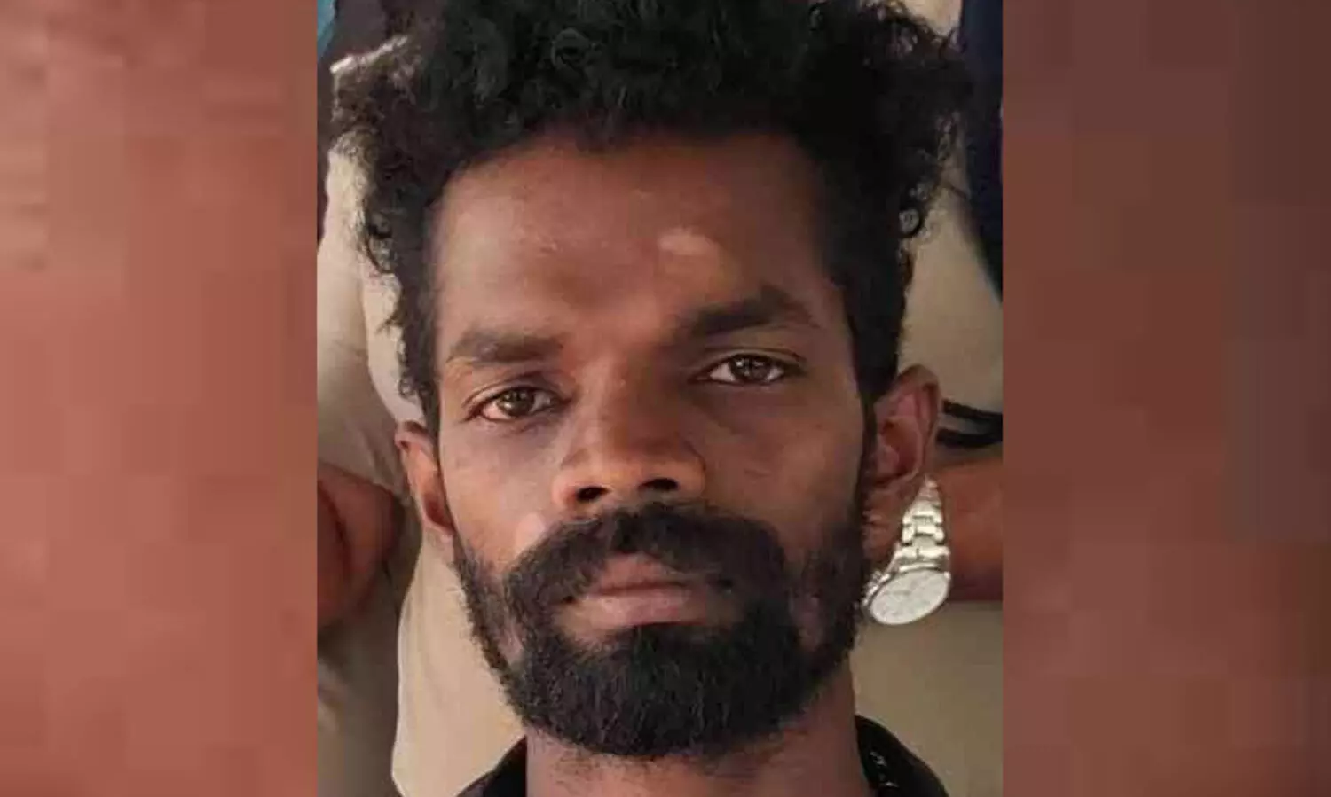 മക​ന്‍റെ അടിയേറ്റ് തലയോട്ടി പിളർന്ന് അച്ഛൻ മരിച്ചു