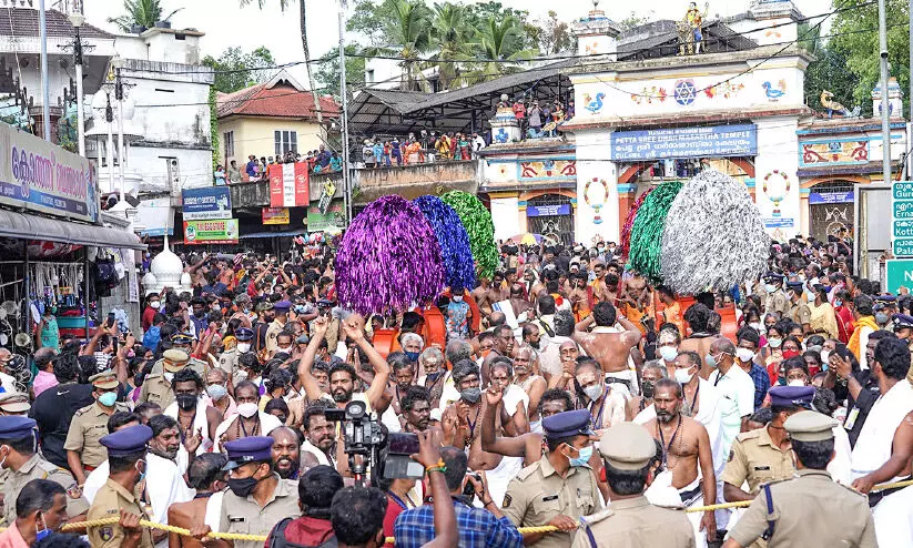 Erumeli petta thullal Erumeli petta thullal