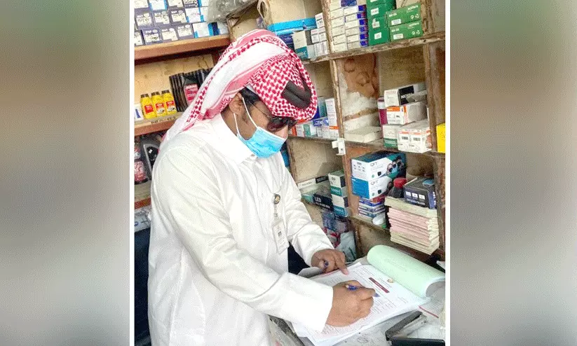 കടകളിൽ പരിശോധന; നിയമലംഘനങ്ങൾ പിടികൂടി കടകളിൽ പരിശോധന; നിയമലംഘനങ്ങൾ പിടികൂടി