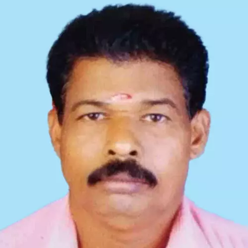 ച​ന്ദ്ര​ന്‍