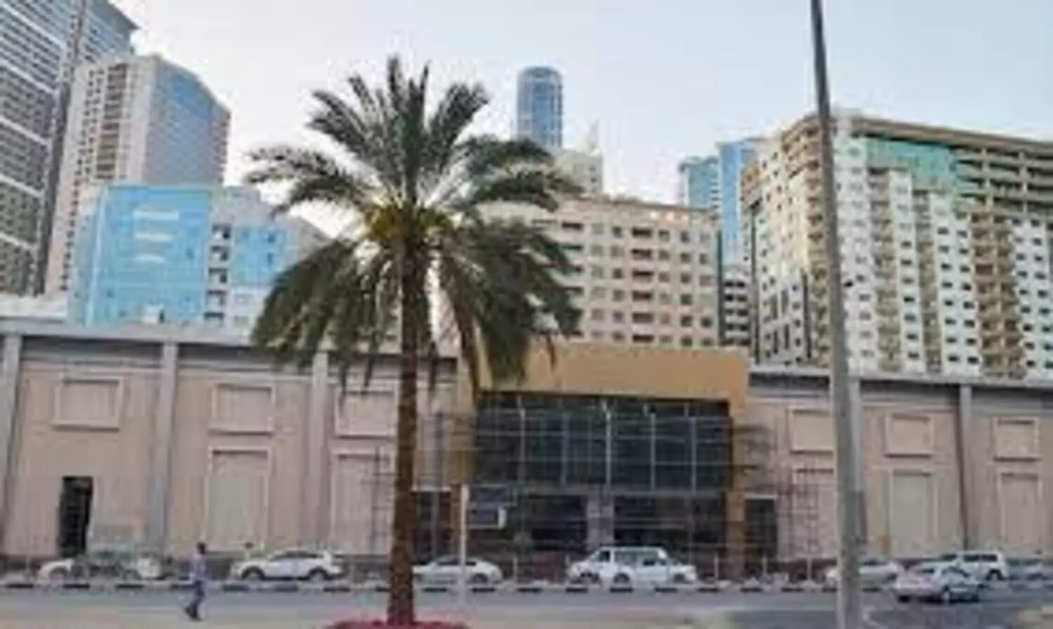 ലുലുവിൽ നിന്ന്​ രണ്ട്​ കോടിയുടെ ക്രമക്കേട്​ നടത്തി ജീവനക്കാരൻ മുങ്ങി