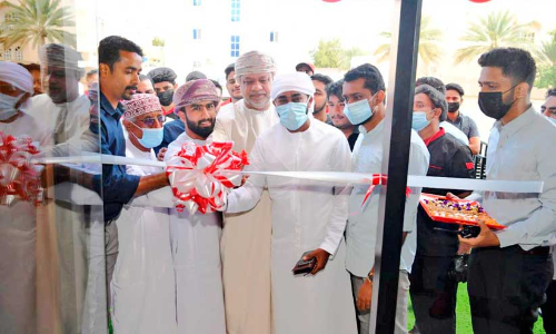 ടോപ് ചിക്കന് മസ്കത്തില് പ്രവര്ത്തനം ആരംഭിച്ചു ടോപ് ചിക്കന് മസ്കത്തില് പ്രവര്ത്തനം ആരംഭിച്ചു