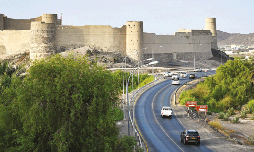 ബ​ഹ്‌​ല ടൂ​റി​സ്​​റ്റ്​​ സൈ​റ്റ്​ വി​ക​സി​പ്പി​ക്കാ​ൻ മ​ന്ത്രാ​ല​യം