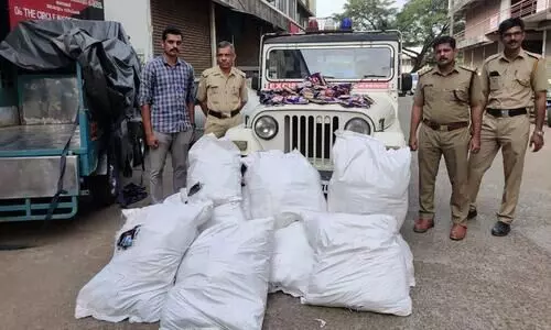 മഞ്ചേരിയിൽ പച്ചക്കറി വാഹനത്തിൽ കടത്തിയ 168 കിലോ നിരോധിത ലഹരി ഉൽപന്നങ്ങൾ പിടികൂടി