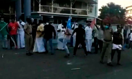 മൂവാറ്റുപുഴയിൽ സി.പി.എം-കോൺഗ്രസ് സംഘർഷം; മാത്യു കുഴൽനാടനും പൊലീസുകാർക്കും പരിക്ക്