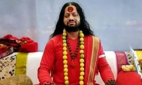 രാഷ്​ട്രപിതാവിനെതിരേ വിദ്വേഷ പ്രസംഗം: കാളിചരൺ അറസ്റ്റിൽ