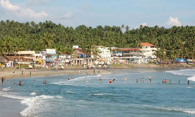 kovalam beach 13122