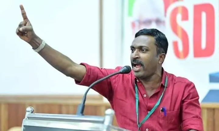 എസ്.ഡി.പി.ഐ നേതാവ് ഷാൻ വധക്കേസിൽ മൂന്ന് പ്രതികൾക്ക് ജാമ്യം എസ്.ഡി.പി.ഐ നേതാവ് ഷാൻ വധക്കേസിൽ മൂന്ന് പ്രതികൾക്ക് ജാമ്യം