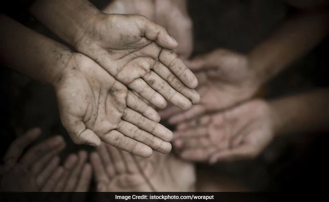 ദാ​രി​ദ്ര്യ​ല​ഘൂ​ക​ര​ണ വി​ഭാ​ഗം സ​ർ​വേ നടത്തി