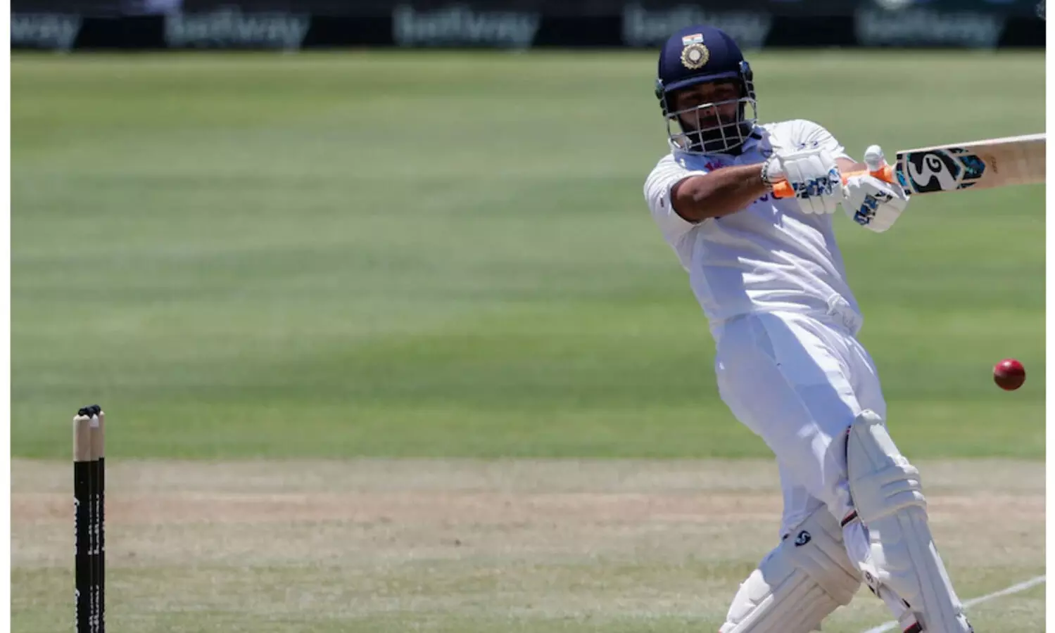 പൊരുതിനിന്ന ഋഷഭ് പന്തിന് സെഞ്ച്വറി; ദക്ഷിണാഫ്രിക്കക്ക് 212 റൺസ് വിജയലക്ഷ്യം