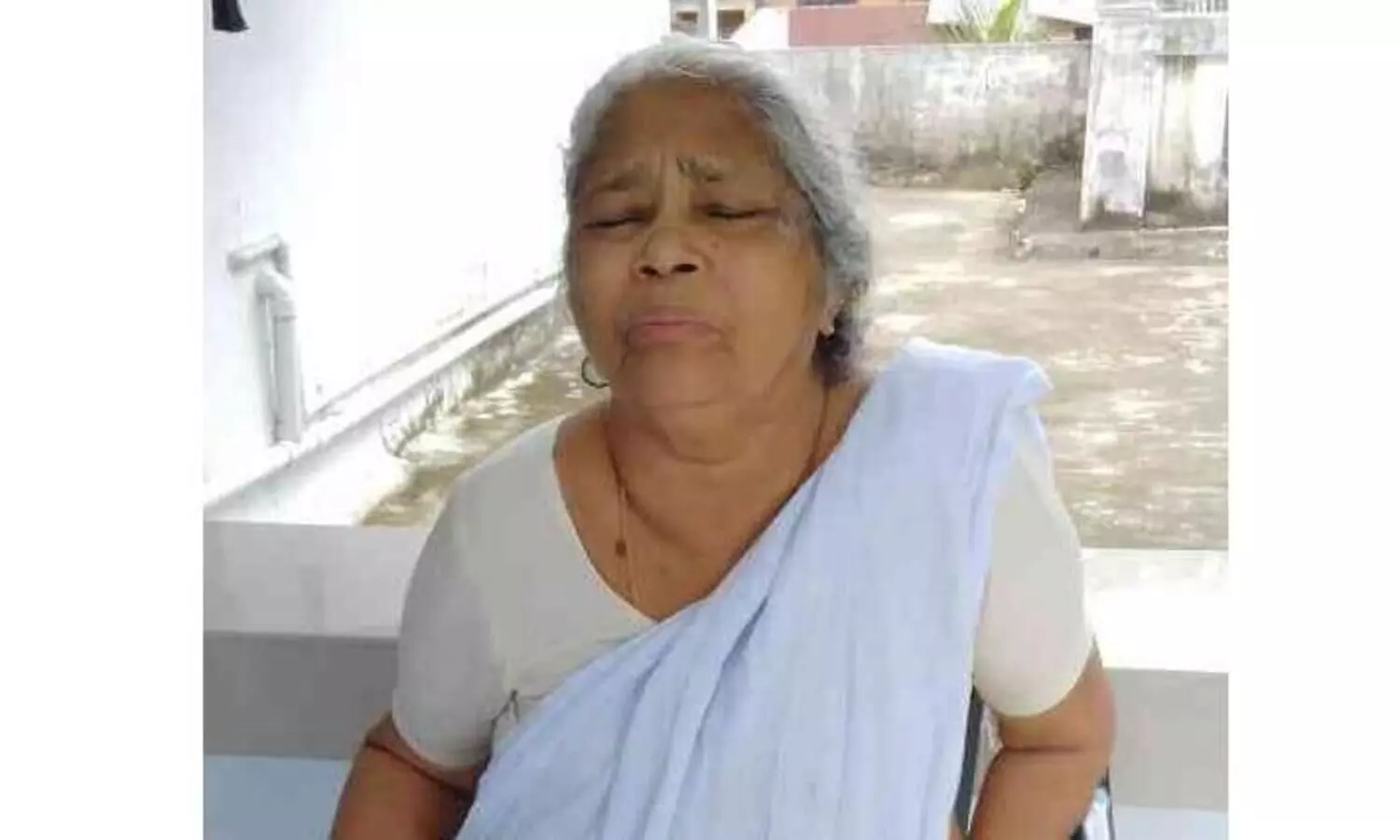 ജീവിച്ചിരുന്നപ്പോൾ കനിവുകാട്ടിയില്ല; മരണമറിഞ്ഞ്​ അവർ എത്തി, ഏറ്റെടുക്കാൻ