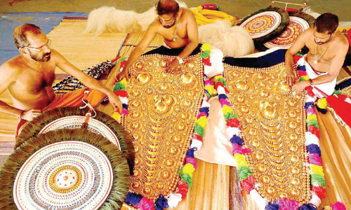 കൊടുങ്ങല്ലൂർ താലപ്പൊലി ആചാരപൂർവം നടത്തും