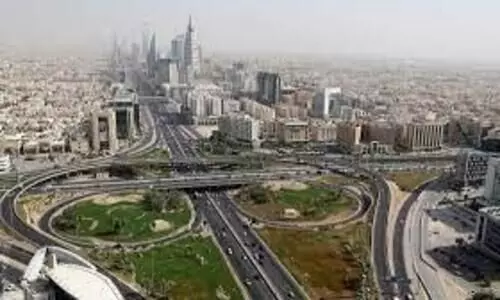 സൗദിയിൽ വാണിജ്യ സ്ഥാപനങ്ങളിലെ ജോലിക്കാർക്ക് ബലദിയ്യ കാർഡ് ഇല്ലെങ്കിൽ പിഴ