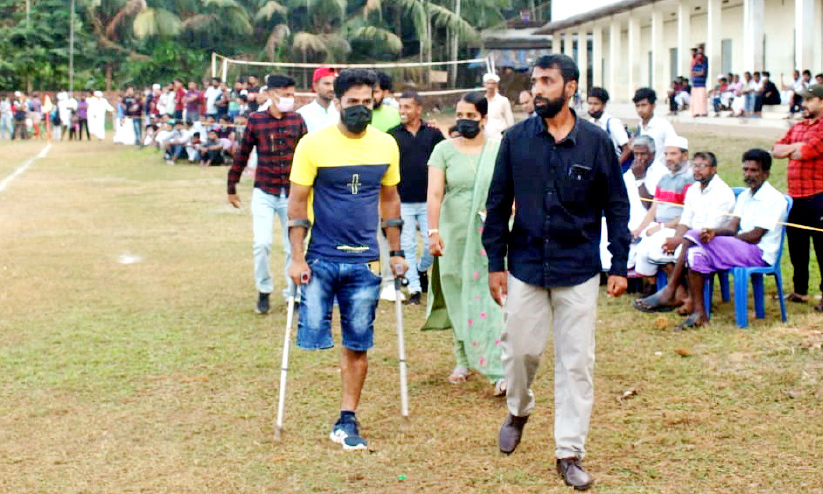 വൈശാഖിന്റെ ലോകകപ്പ് സ്വപ്നങ്ങൾക്ക് കരിനിഴൽ വൈശാഖിന്റെ ലോകകപ്പ് സ്വപ്നങ്ങൾക്ക് കരിനിഴൽ