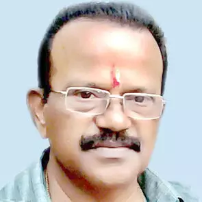 രാ​ധാ​കൃ​ഷ്ണ​ൻ നാ​യ​ർ