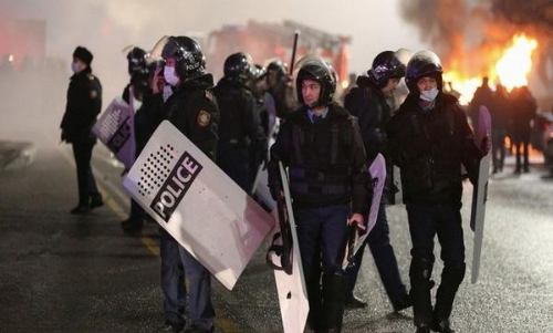 റഷ്യയുടെ നേതൃത്വത്തിലുള്ള സുരക്ഷാസേനാംഗങ്ങൾ കസാഖ്സ്ഥാനിൽ നിന്ന് പിൻവാങ്ങി തുടങ്ങി