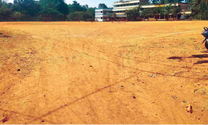 52.5 കോടിയുടെ മെഗാ കുടിവെള്ള പദ്ധതി; പ്രതീക്ഷയോടെ നാട്ടുകാർ 52.5 കോടിയുടെ മെഗാ കുടിവെള്ള പദ്ധതി; പ്രതീക്ഷയോടെ നാട്ടുകാർ