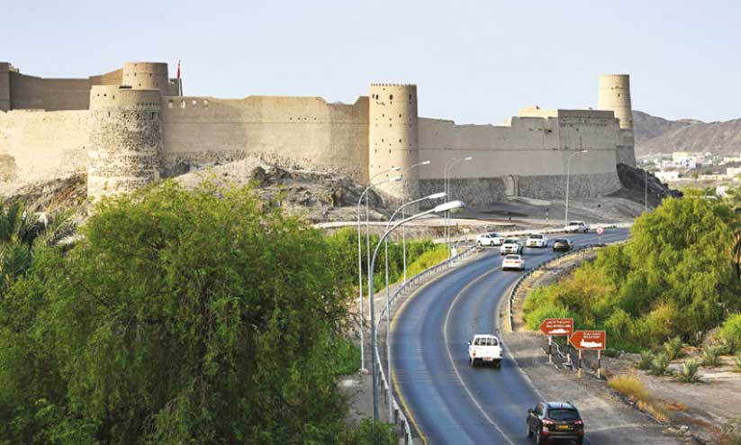 ബഹ്ല ടൂറിസ്റ്റ് സൈറ്റ് വികസിപ്പിക്കാൻ മന്ത്രാലയം ബഹ്ല ടൂറിസ്റ്റ് സൈറ്റ് വികസിപ്പിക്കാൻ മന്ത്രാലയം