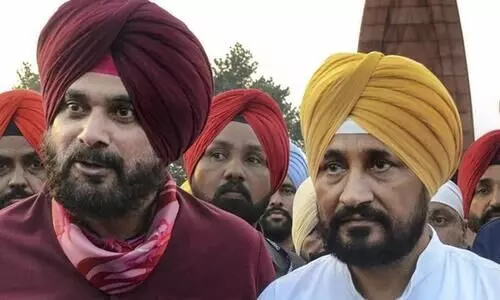 navjot sidhu and Charanjit Singh channi