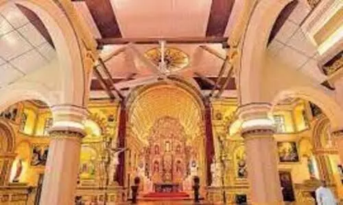 സിനഡ് നീക്കത്തിനെതിരെ നിരാഹാരം തുടരും; അല്‍മായര്‍ ബിഷപ്സ്​ ഹൗസിലേക്ക് മാറി