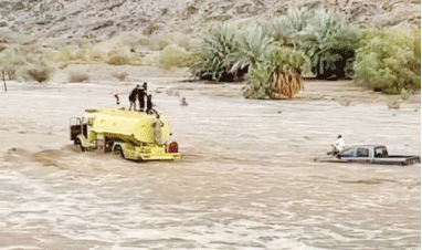 സൗ​ദി​യി​ൽ മി​ന്ന​ലും കാ​റ്റും മ​ഴ​യും