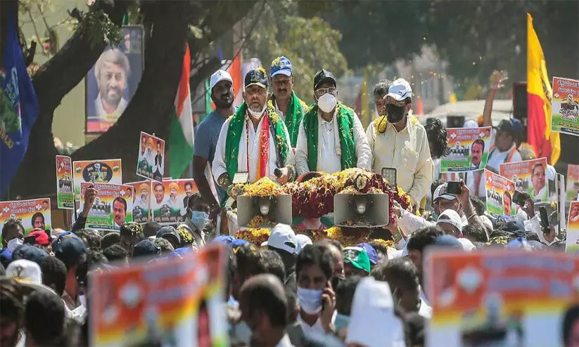 കോൺഗ്രസ് പദയാത്ര; ഡ്യൂട്ടിയിലുണ്ടായിരുന്ന 55 പൊലീസുകാർക്ക് കോവിഡ് കോൺഗ്രസ് പദയാത്ര; ഡ്യൂട്ടിയിലുണ്ടായിരുന്ന 55 പൊലീസുകാർക്ക് കോവിഡ്