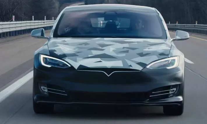 Prototype Battery Powers Tesla Model S For 752 Miles On One Charge