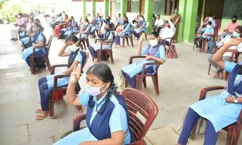 കോവിഡ് വ്യാപനം; തമിഴ്നാട്ടിൽ സ്കൂളുകൾക്ക് 31 വരെ അവധി പ്രഖ്യാപിച്ചു