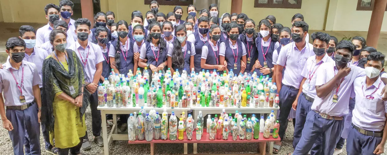 Students with a different perspective on environmental protection, Chemmannar St. Xaviers Higher Secondary School